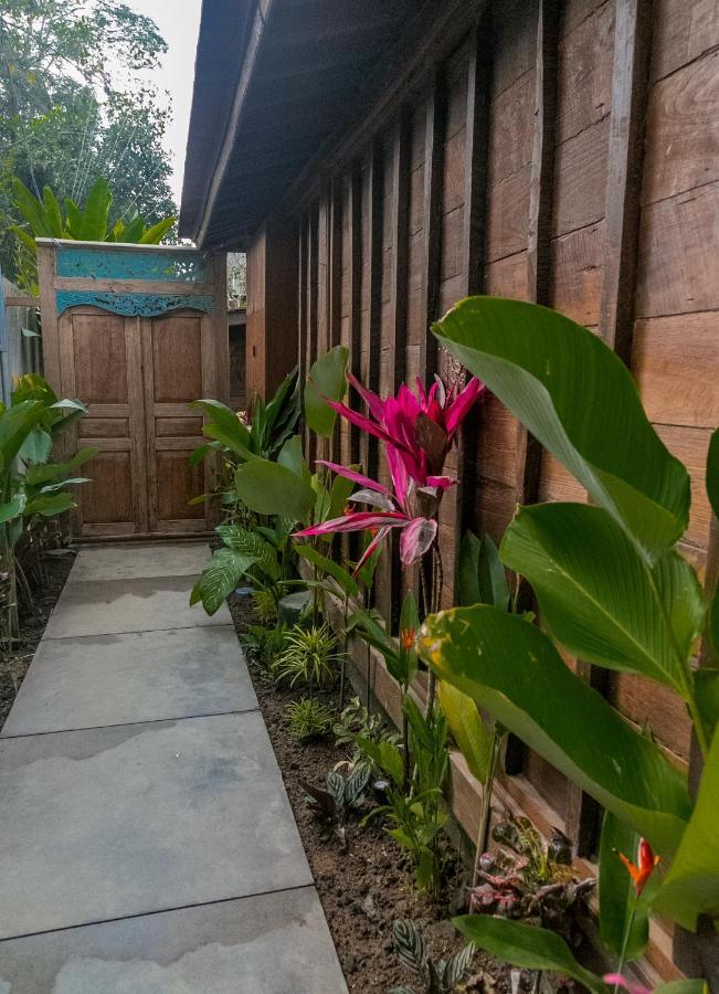 Benisari Batik Garden Cottage 우붓 외부 사진